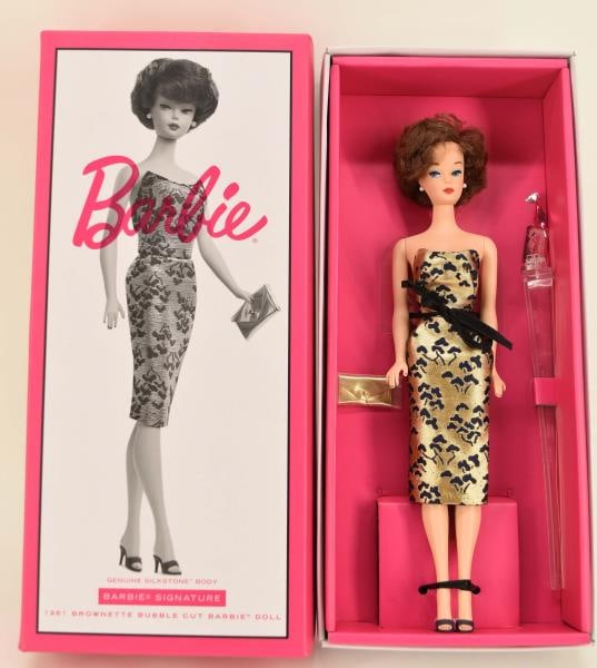 1961 Barbie Signature Brownette Bubble Cut Barbie (1 of 3)