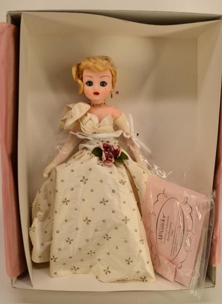 Madame Alexander Royal Reception Cissy (1 of 2)