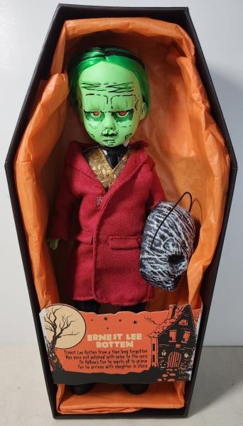 Living Dead Doll Ernest Lee Rotten: Featuring The Living Dead Doll Ernest Lee Rotten In Original Box.