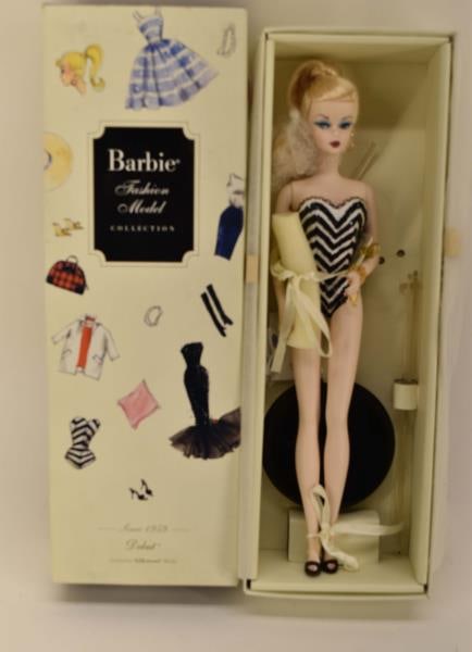 Barbie Fashion Model 1959 Debut: Featuring The Barbie 1959 Debut Fashion Model Gold Label Collection. Genuine Silkstone Body Doll In The Original Box With Coa.