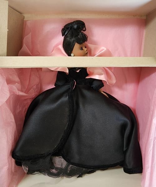 Madame Alexander Onyx Cissette Doll: Featuring The Madame Alexander Onyx Cissette 12" Doll, #22173, In The Original Box With Tag.
