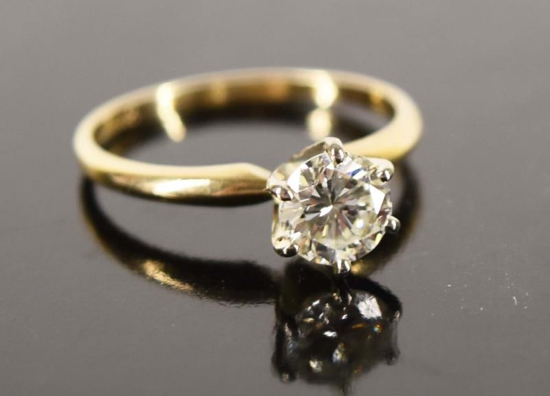 1ct Diamond Round Solitaire Engagement Ring (1 of 6)