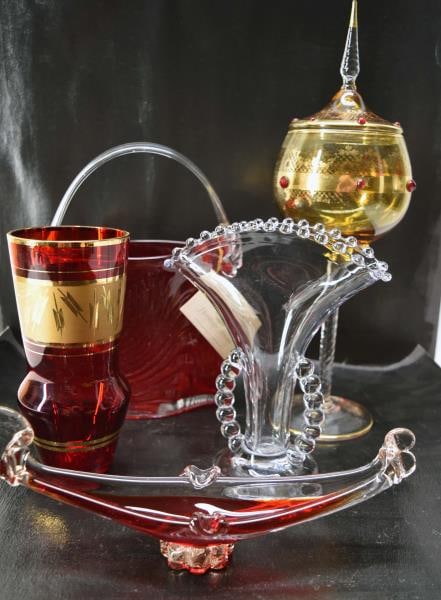 Collection Of Mid Century Red And Amber Art Glass (1 of 5)