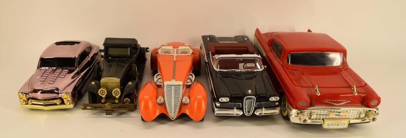 Five Die Cast And Plastic Cars (1 of 5)