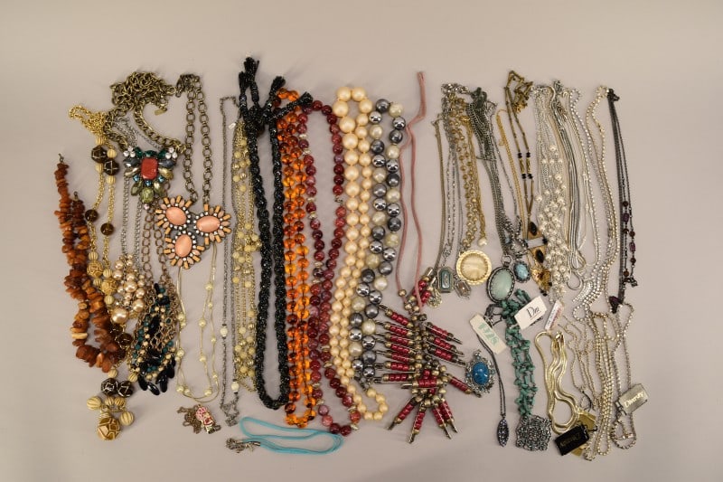 Contemporary & Vintage Necklace: Featuring A Group Of Over Twenty Five Vintage And Contemporary Necklaces In Various Colors And Length.
