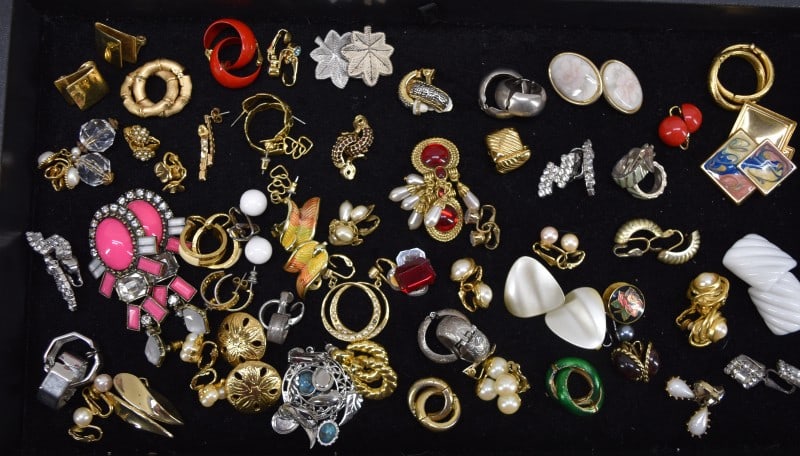 Forty Plus Pairs Of Contemporary Earrings: Featuring Forty Plus Pairs Of Contemporary And Vintage Earrings In Clips And Pierced.