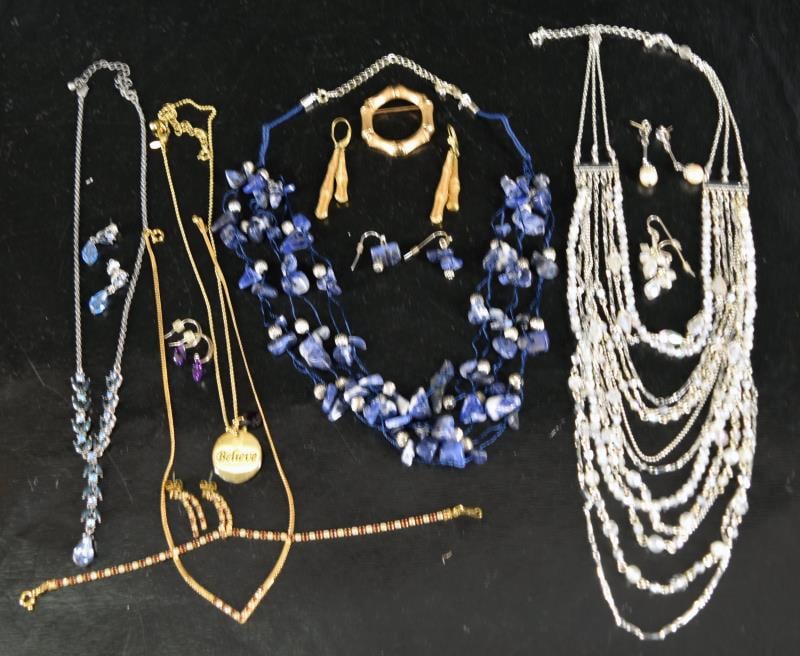 Collection Of Avon Jewelry: Featuring Necklace And Earring Sets, Necklace, Earring & Bracket Set, Pin And Earring Set, Earrings And An Unmarked Necklace And Earring Set. All In Good Condition, Need Cleaned.