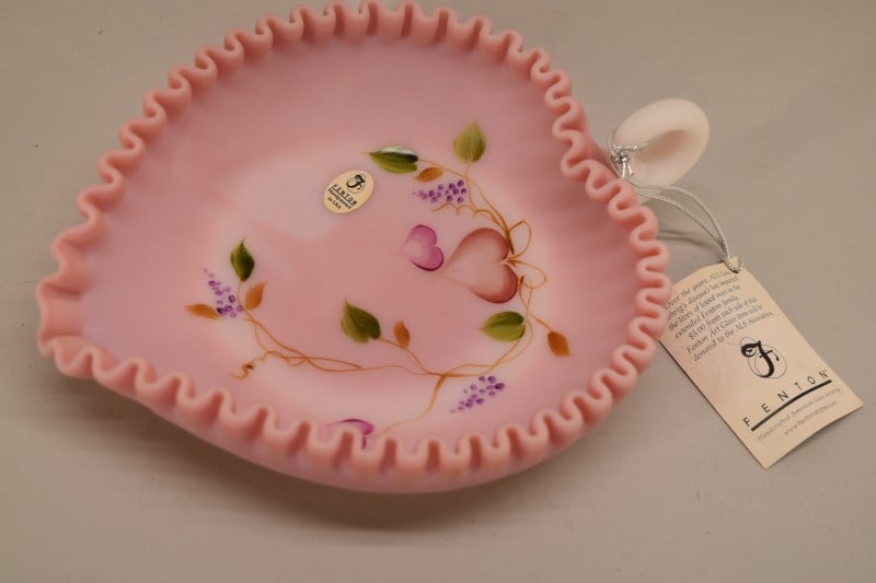 Fenton Pink Rosaline Satin Glass Heart Nappy (1 of 3)