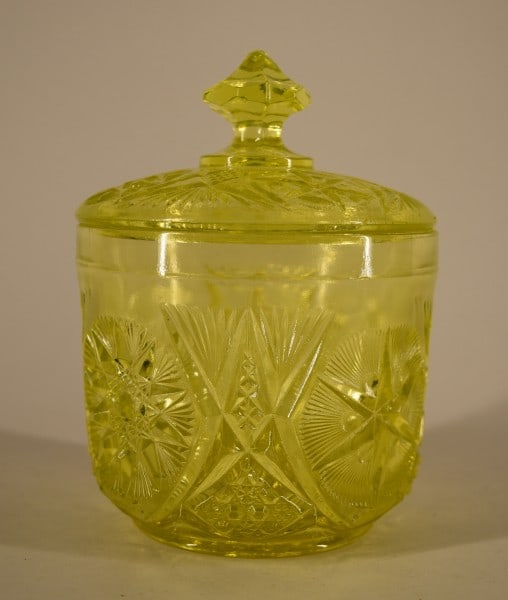 Kemple Vaseline Glass Candy Or Cookie Jar (1 of 4)