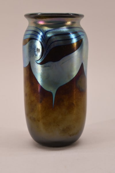 Elaine Hyde Studio Art Glass Vase: Featuring An Elaine Hyde Studio Art Glass Vase With Rich Blue Iridescent Wave Form Top. Measuring 6" Tall And 3" Across, Signed Elaine Hyde 1978. No Nicks, Chips Or Cracks.