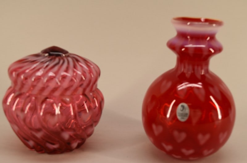 Fenton Heart Optic Vase & Powder Jar (1 of 2)