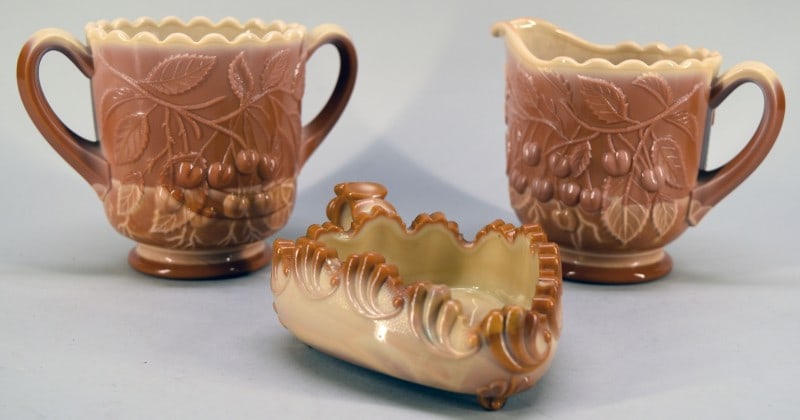 Fenton Slag Glass Cherry Chain Bowl & Creamer: Featuring The Fenton Slag Glass Cherry Chain Sugar Bowl & Creamer, Along With A Slag Glass Unmarked Nappy. The Cherry Chain Creamer And Sugar Measure Approximately 4" Tall & 5" Across. Both In Good Co