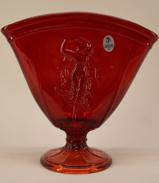 Fenton Ruby Red Glass Dancing Lady Fan Vase (1 of 4)