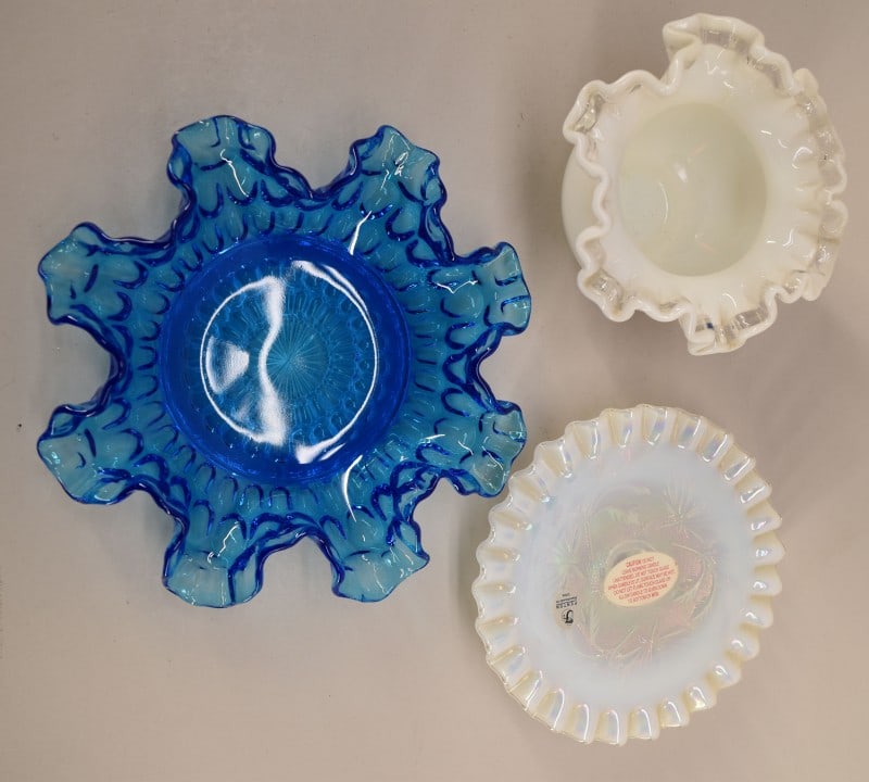 Vintage Fenton Glass Decorative Items (1 of 5)