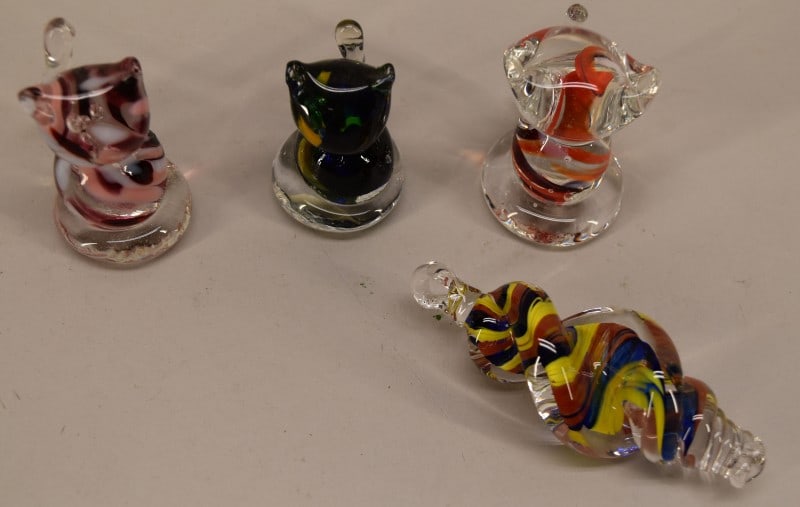 Appalachian Glass Cat Figurines (1 of 3)