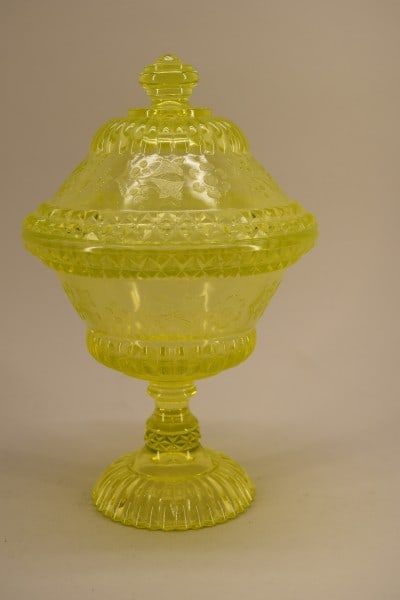 Adams? Wild Flower Vaseline Covered Compote (1 of 5)