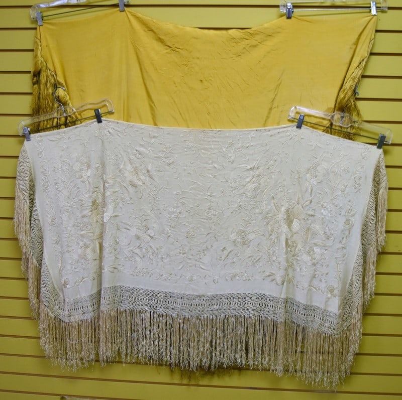 Ecru Floral Shawl Or Piano Scarf (1 of 13)