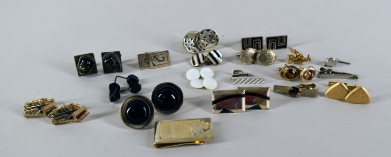 Collection Of Cufflinks And Tie Bars (1 of 5)