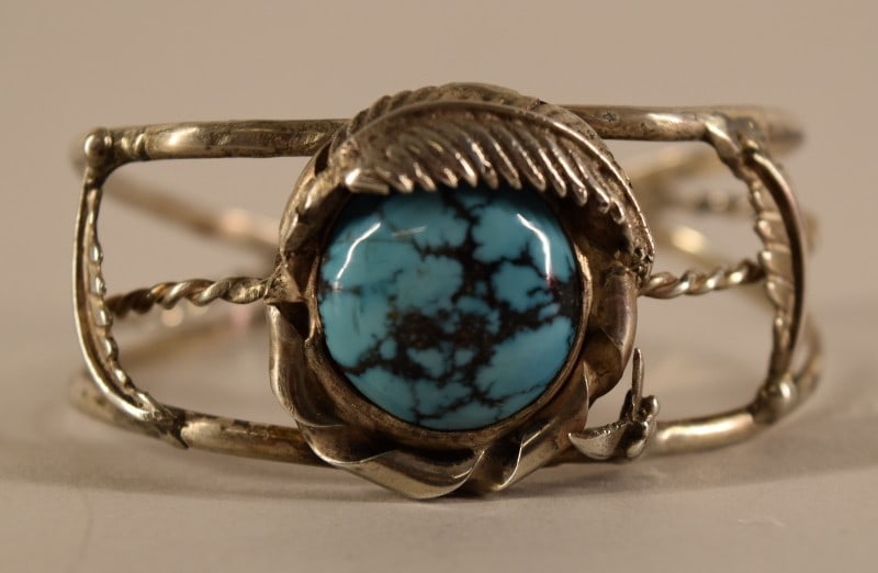 Native American Navajo Silver Cuff Bracelet (1 of 4)
