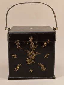 Victorian Black Lacquer Collar Box