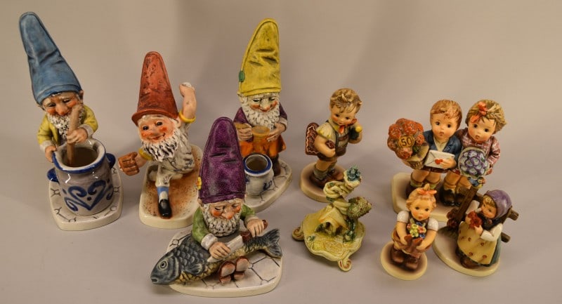 Hummel, Goebel And Collectors Club Figurines: Featuring Four Goebel Hummels Figurines #573 2/0, 352, 399 And 416. All In Good Condition. Together With Goebel Gnomes Well 508, Well 502, Pat 17 529-16 & Sam Well 505. Along With The Robert Olszewski
