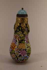 Peking Glass Enamel Snuff Bottle
