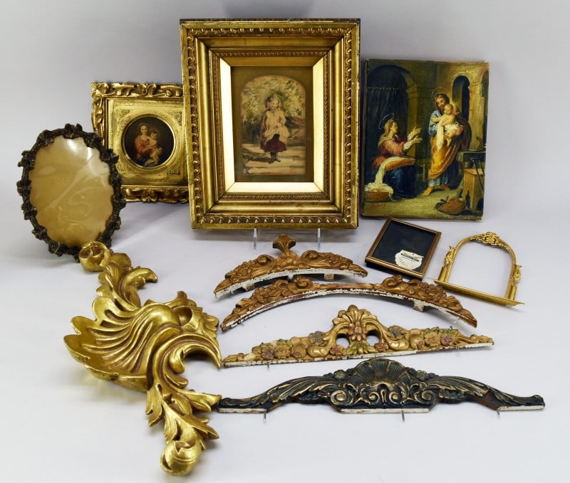 Furniture Ornate Pediment (1 of 7)