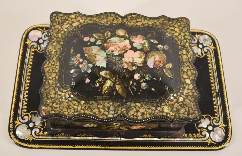 Victorian Black Lacquer Paper Mache Sewing Box (1 of 4)