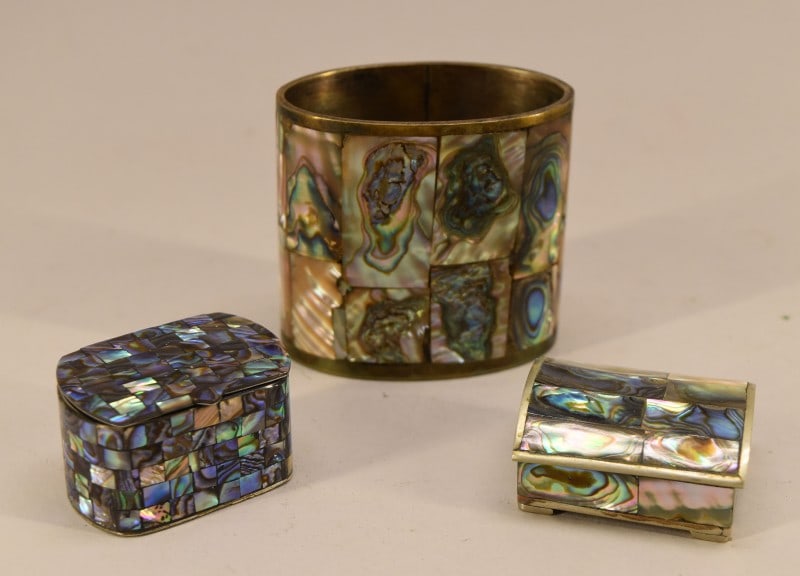 Abalone & Silver Trinket Boxes & Brush Holder (1 of 4)