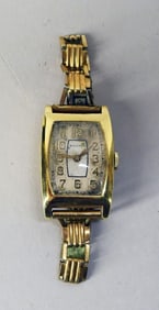 Waltham 17 Jewel 14k Gold Wrist Watch