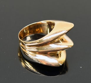 14k Yellow Gold Italy Wave Form Ring