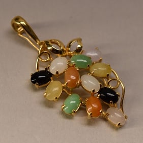 14k Yellow Gold & Jadeite Grape Vine Pendant