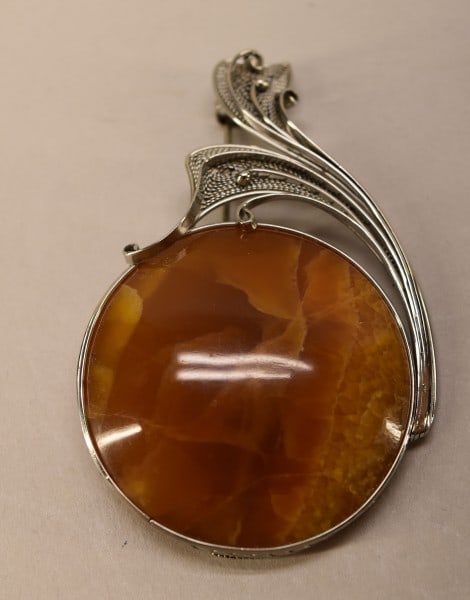 Baltic Amber Pin Or Brooch (1 of 2)