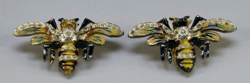 Art Deco Rhinestone & Enamel Bumble Bee Fur Clips (1 of 5)