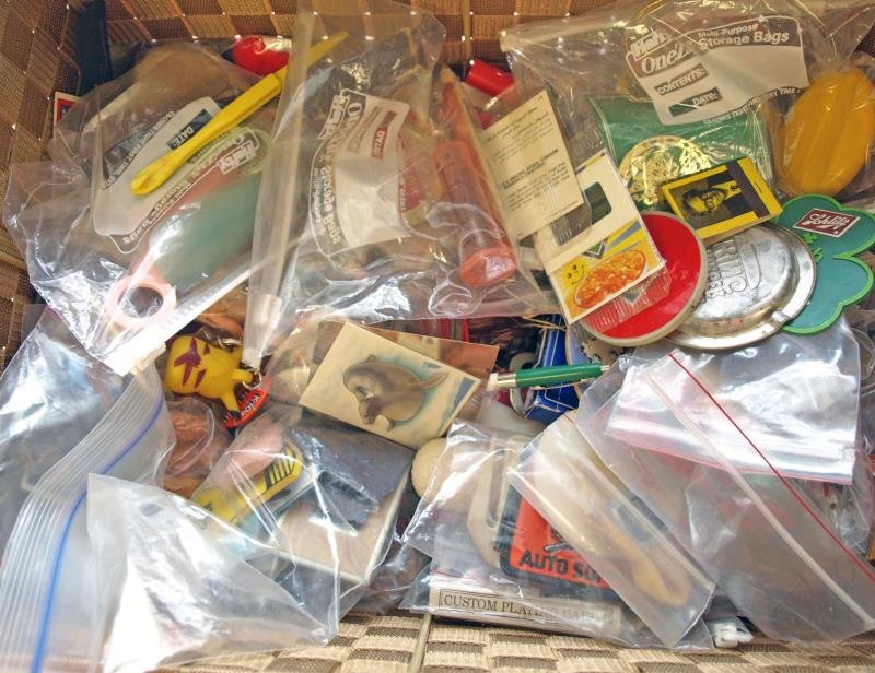 Large Group of Various Advertising: Key chains, magnifying glasses, paper clips, shoe horns, ash trays, bottle openers, Hardee's toys, potato chip tokens, scissor sharpeners, orange peeler, hundreds of small pieces.