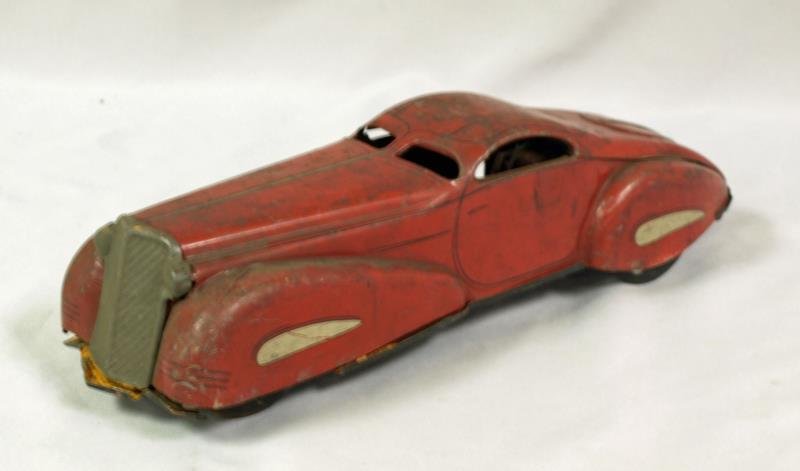 Marx's Red Wind Up Metal Car: 1940's, windup does not work, 13" long.