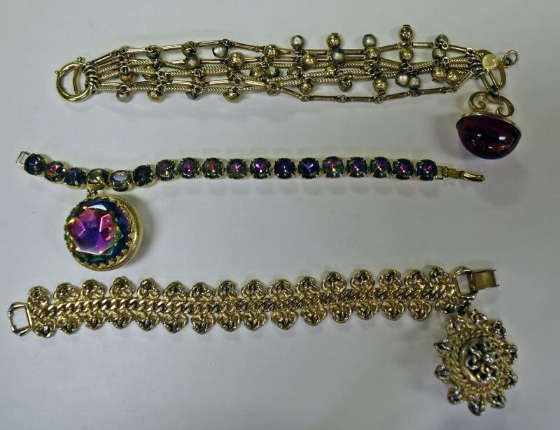 Vintage Rhinestone Bracelet (1 of 3)