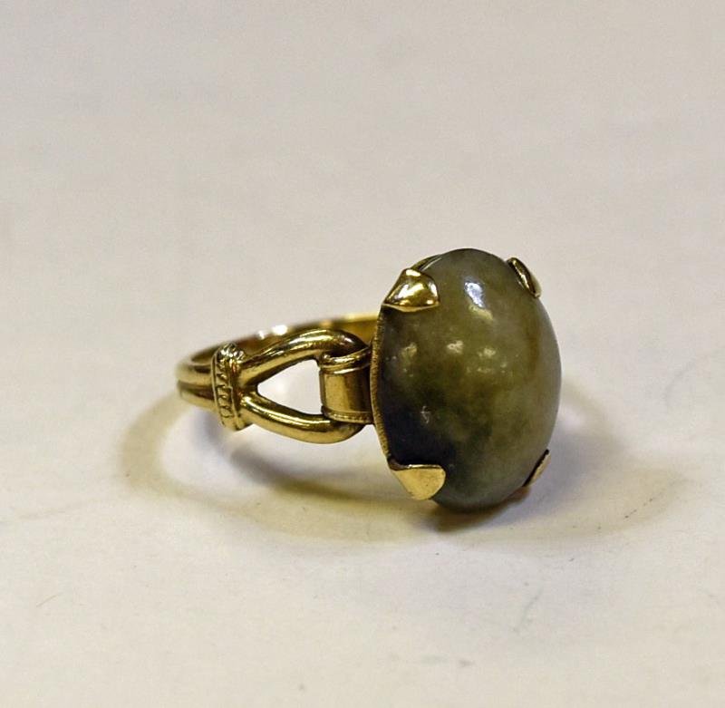 10K Yellow Gold Jade Ring (1 of 1)