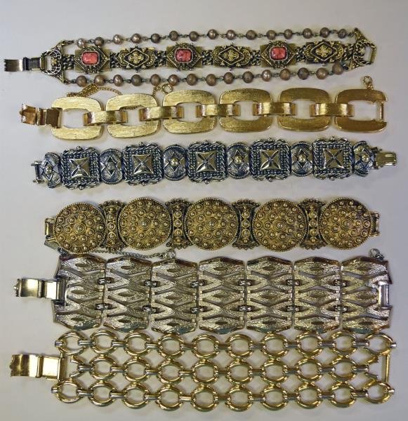 Group of Large Link Bracelets (1 of 1)