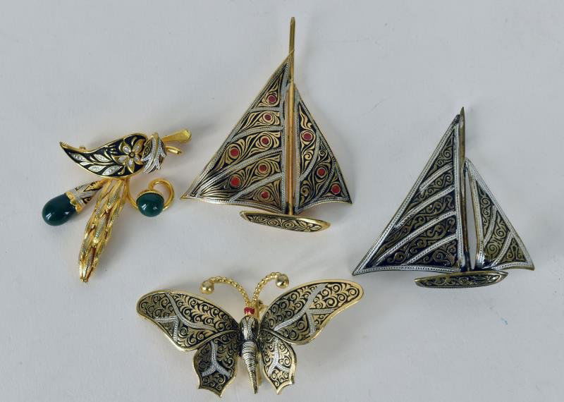 Vintage Spain Damascene Jewelry Consisting of two ship (1 of 1)