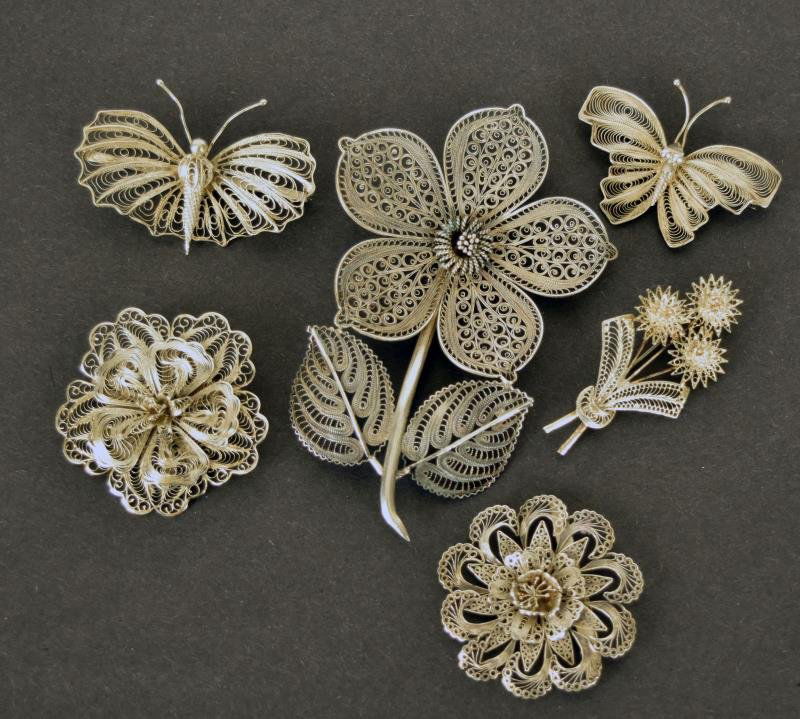 Group of Filigree Silver Pins Consisting of six pins, (1 of 7)