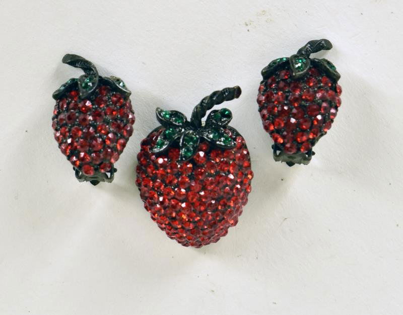 Weiss Red Rhinestone Strawberry Demi-Parure Consisting (1 of 1)