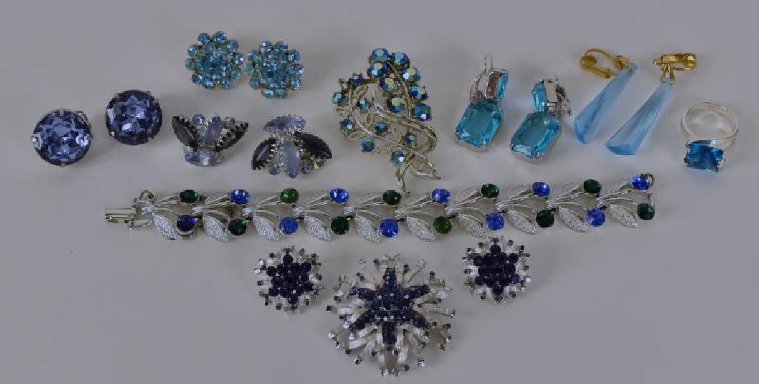 Vintage Trifari Demi-parure (1 of 3)