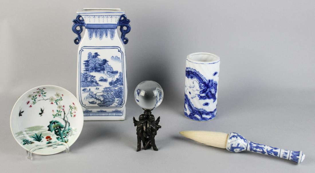 GROUP OF FIVE ASIAN DECORATIONS (1 of 5)