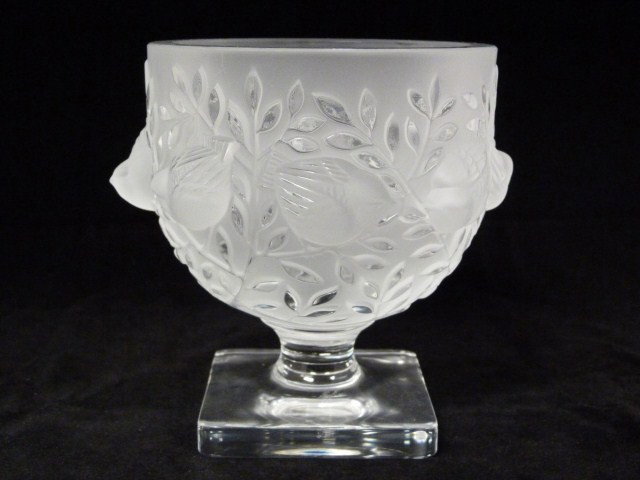 LALIQUE FRANCE "ELIZABETH" COUPE VASE: This is one of the most charming of the Lalique pieces. The pattern is "Elizabeth". The coupe vase features birds in flight on a square pedestal. This piece is listed on the Lalique website as #8 of t