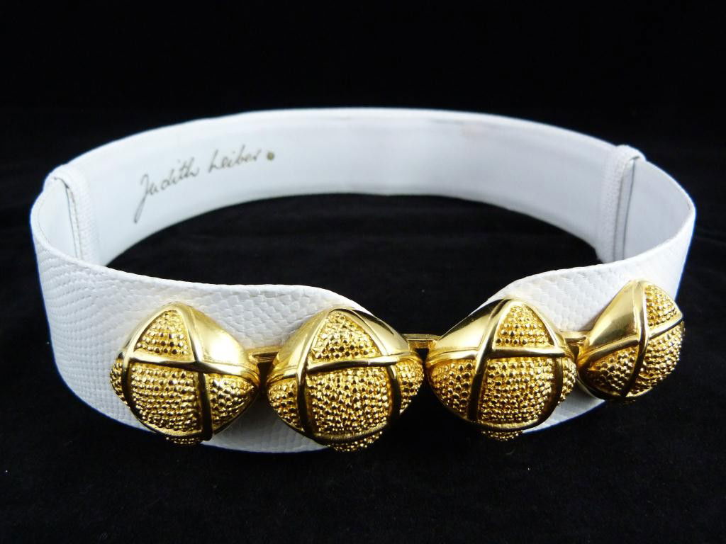 JUDITH LEIBER WHITE SNAKE SKIN BELT: Judith Leiber white snake leather belt. Has gold hardware. 22" - 36" length x 1 3/4" width (56cm - 91.5cm x 4.5cm).