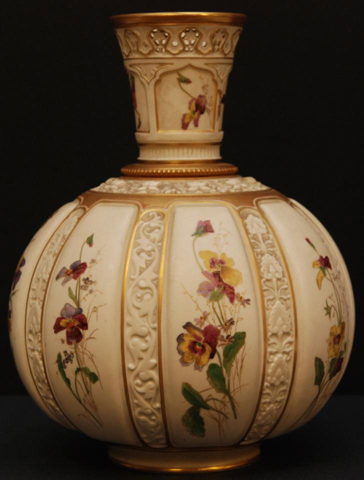 ROYAL WORCESTER HAND PAINTED PORCELAIN VASE: Antique Royal Worcester hand painted bulbous vase. Each has beautiful vibrant scenes depicting flowers. Also has raised intricate figural scrolled leaf and flower designs throughout. Reticulated desig