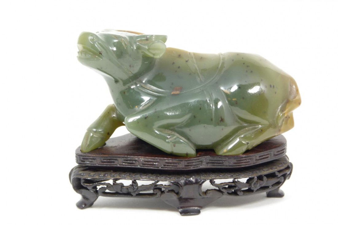 40 CHINESE MOTTLED JADE CARVED OX FIGURINE