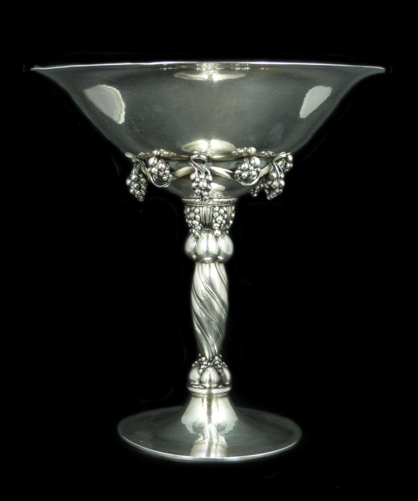 GEORG JENSEN DENMARK STERLING GRAPEVINE COMPOTE: Georg Jensen Denmark sterling silver fruit bowl #264A with a grape motif, designed by Georg Jensen in 1918, is among the most popular of his hollowware designs. Absolutely stunning piece of work. This
