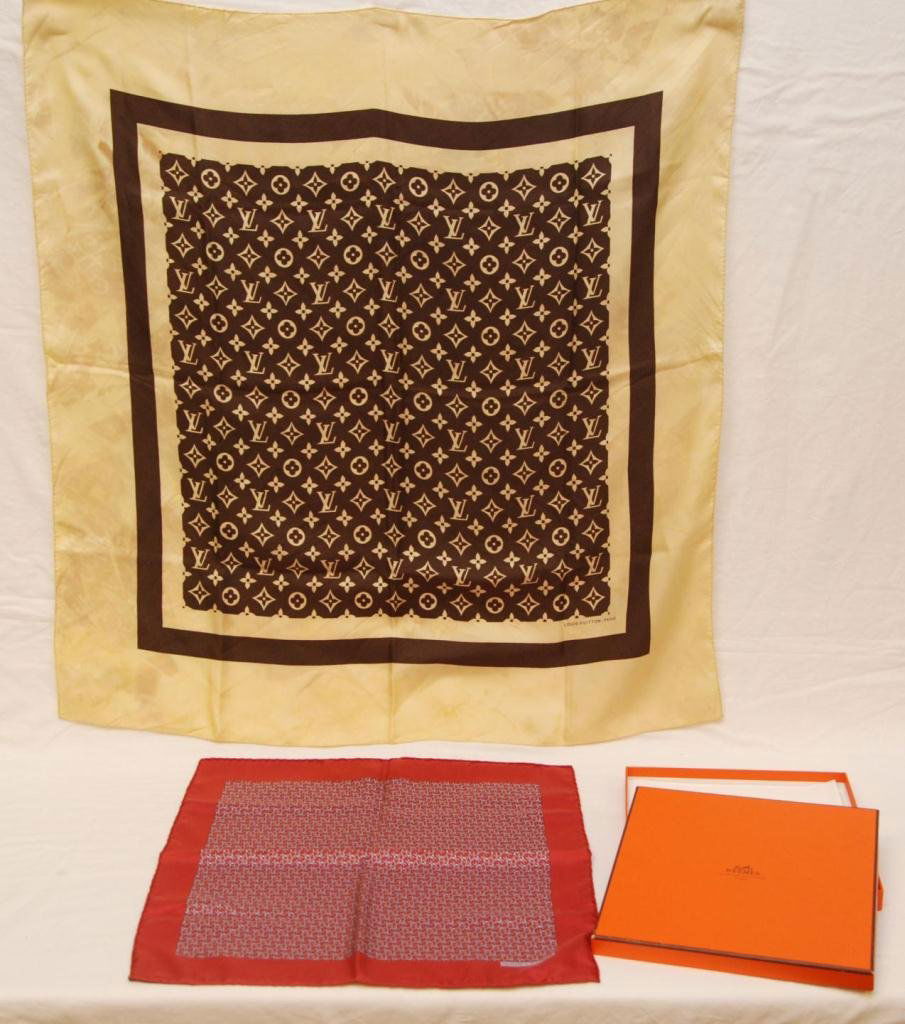 HERMES SILK POCKET SQUARE & LOUIS VUITTON SCARF: A lot of two Paris, France designer silk items including a Hermes pocket square measuring 16 1/2" x 16 1/2" (41.9cm x 41.9cm) and a Louis Vuitton monogram scarf measuring 32" x 31" width (81.2cm x 78.